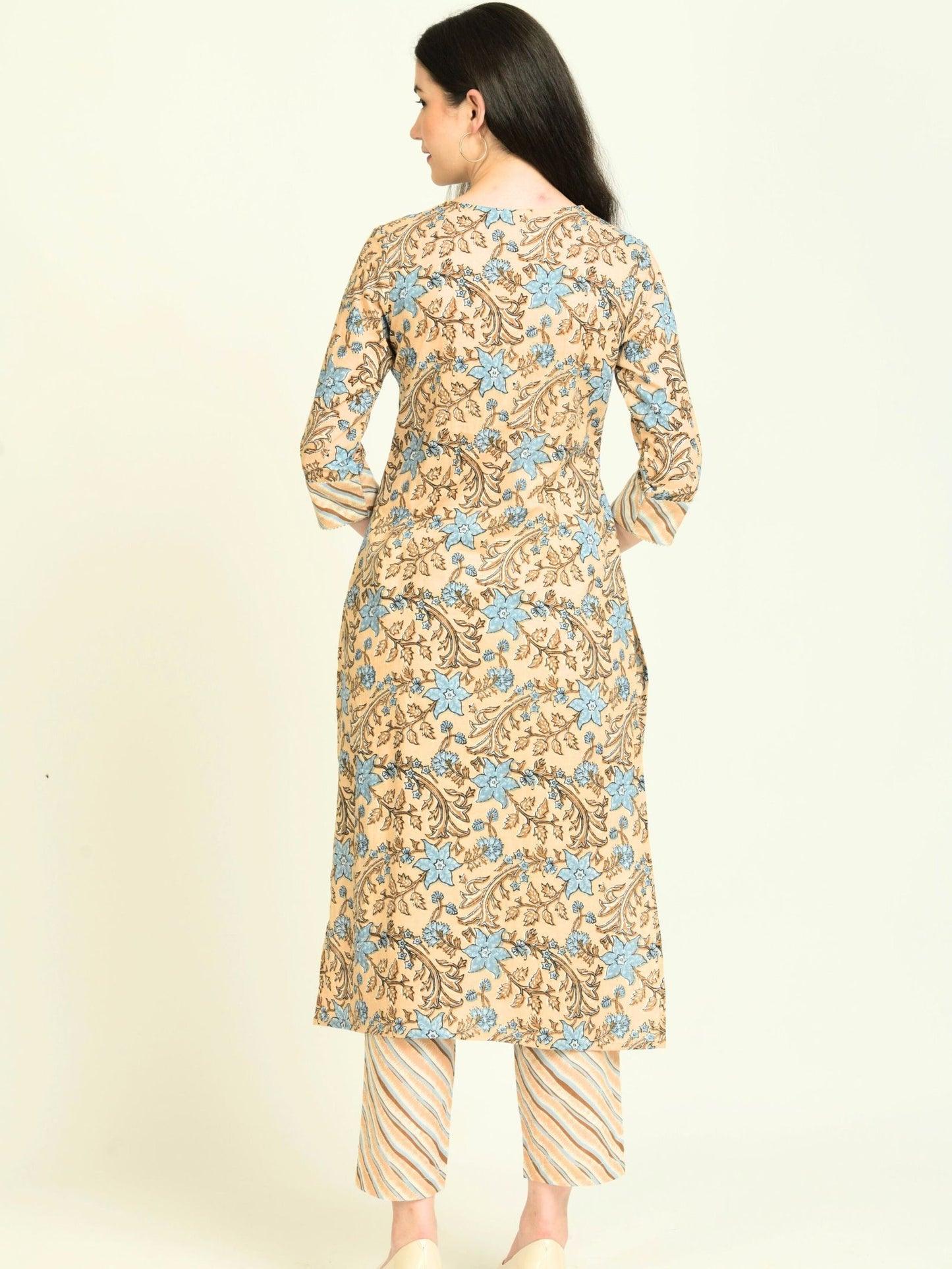 WOMEN’S BEIGE AND ICE BLUE STRAIGHT KURTA WITH PANT SET