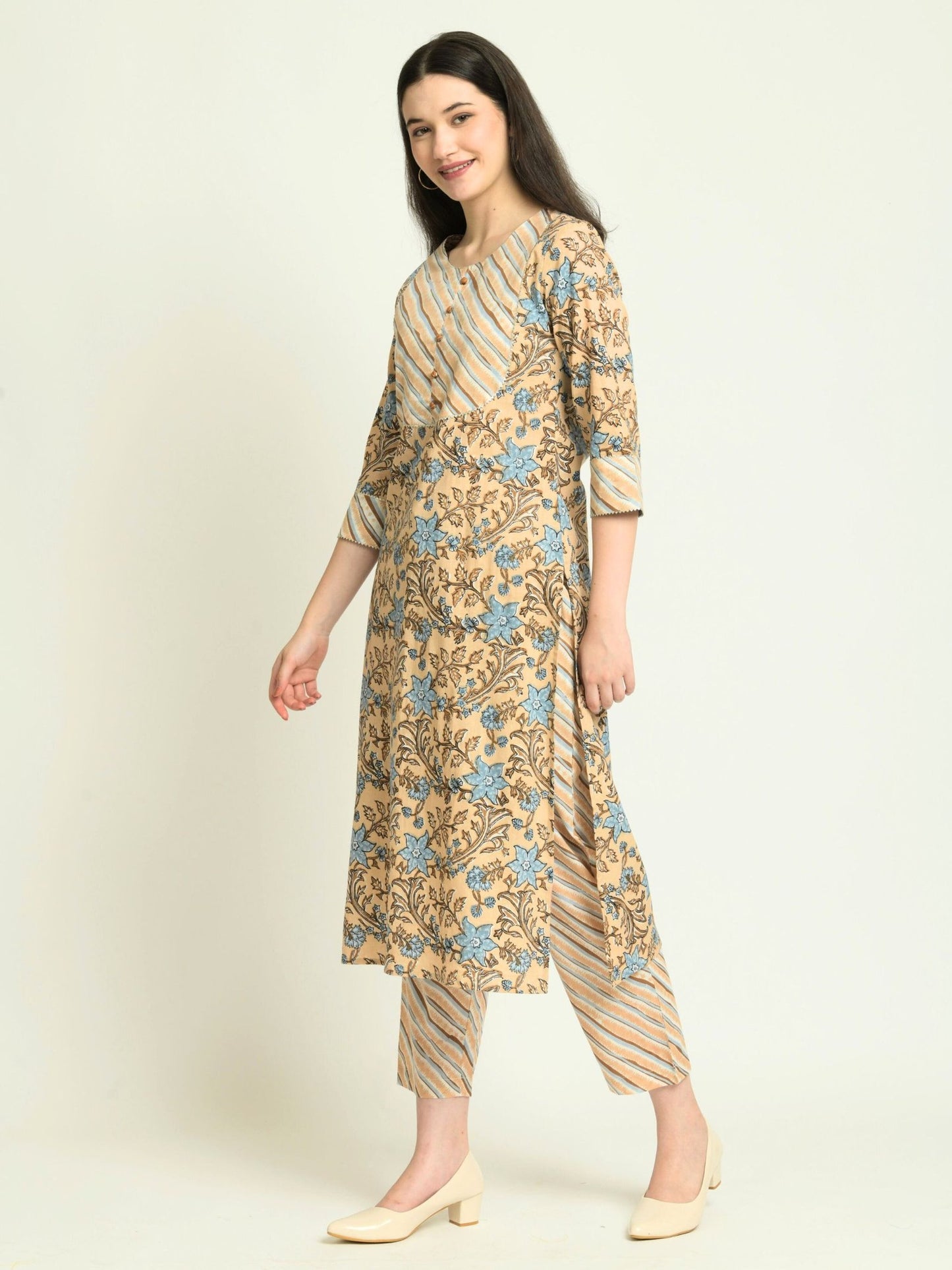 WOMEN’S BEIGE AND ICE BLUE STRAIGHT KURTA WITH PANT SET