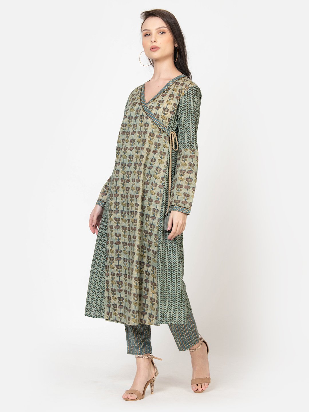 Green floral print cotton kurta set with matching pants, elegant for daily wear or office