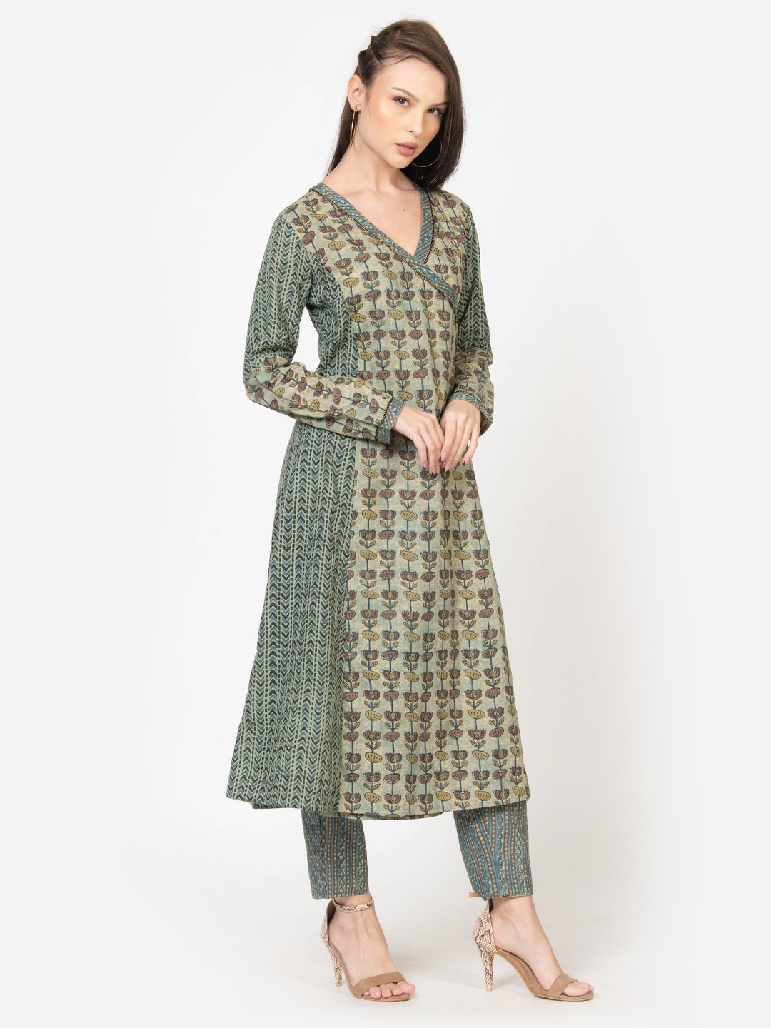 OLIVE GREEN ANGRAKHA KURTA WITH PANTS SET