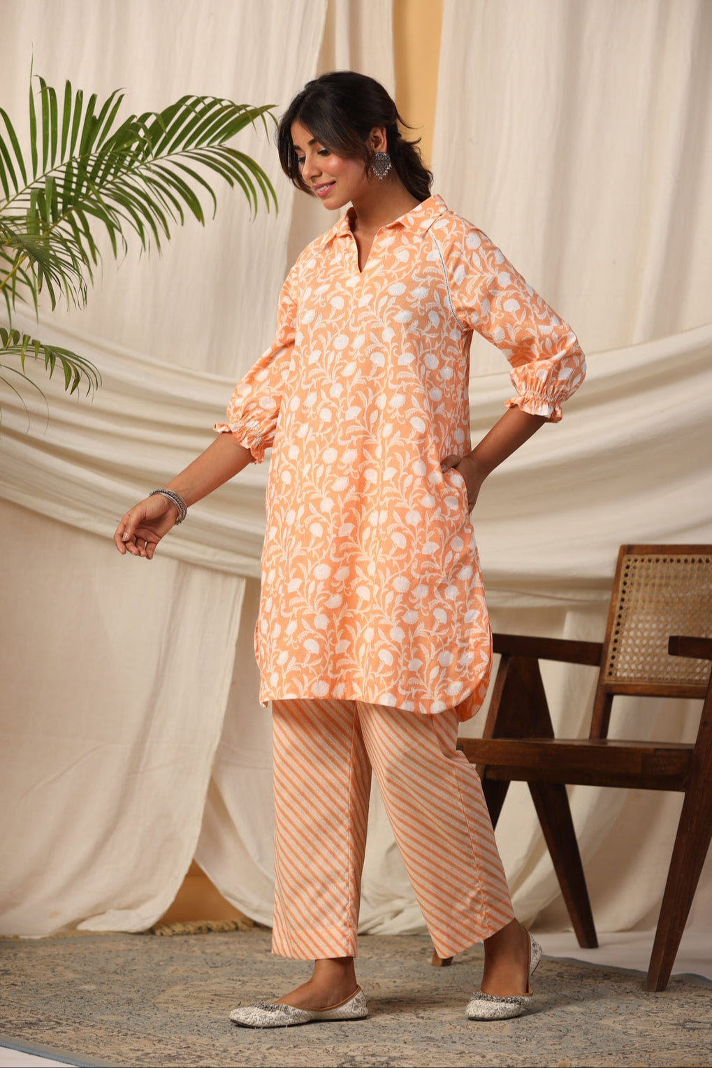 Orange sunshine raglan sleeve khadi print side1