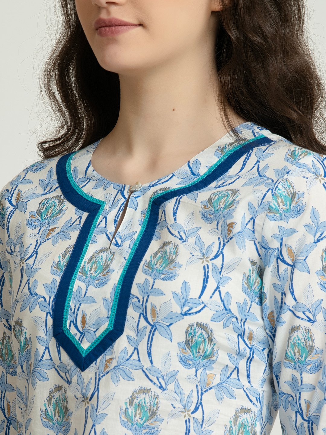BLUE FLORAL PRINTED TUNIC