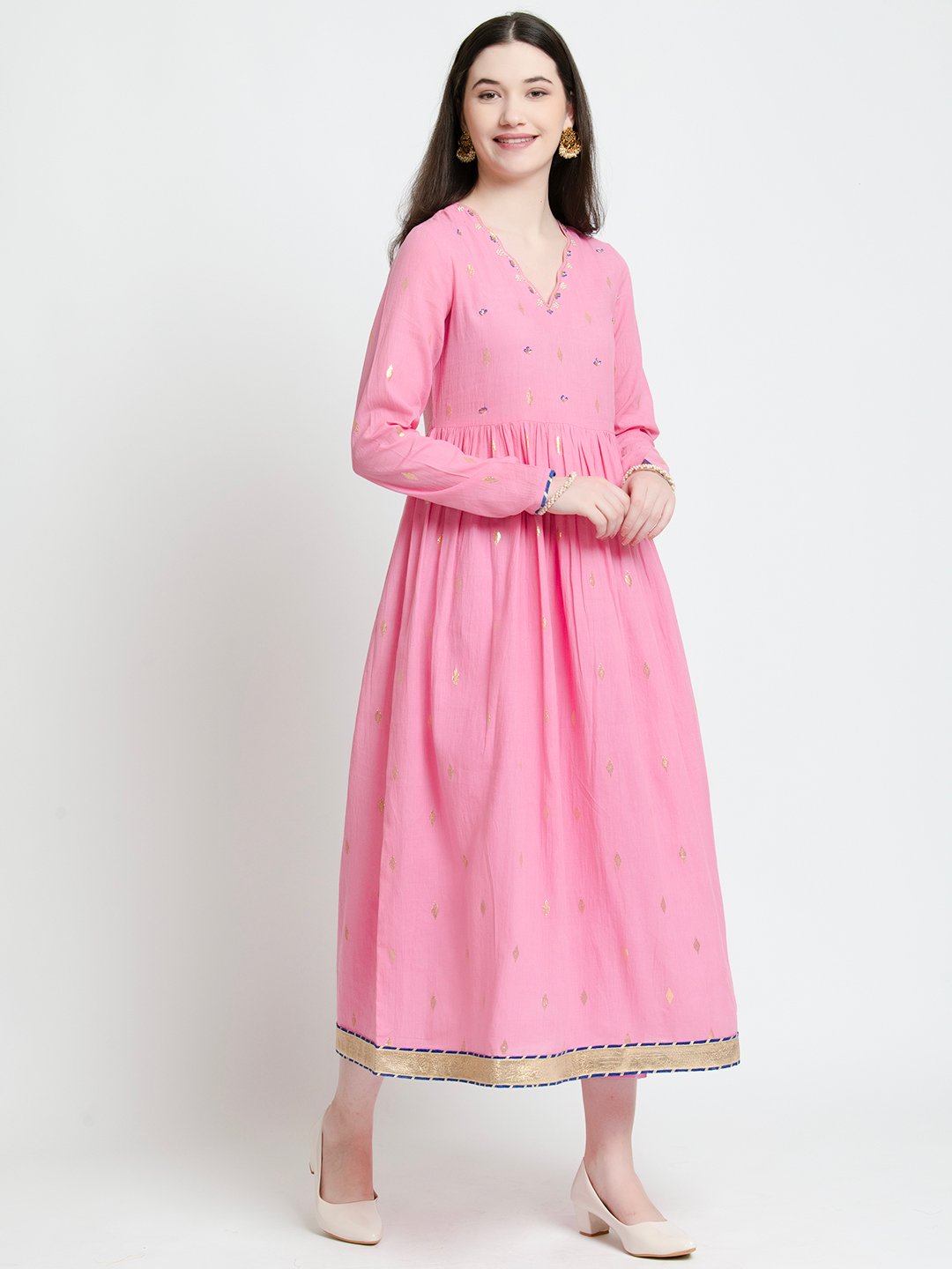 Pink cotton kurta with gold embroidery and V-neck, elegant for daily wear or celebrations