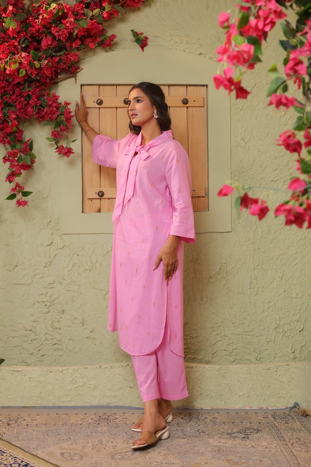 Kurta Set in Cotton Lurex for Women