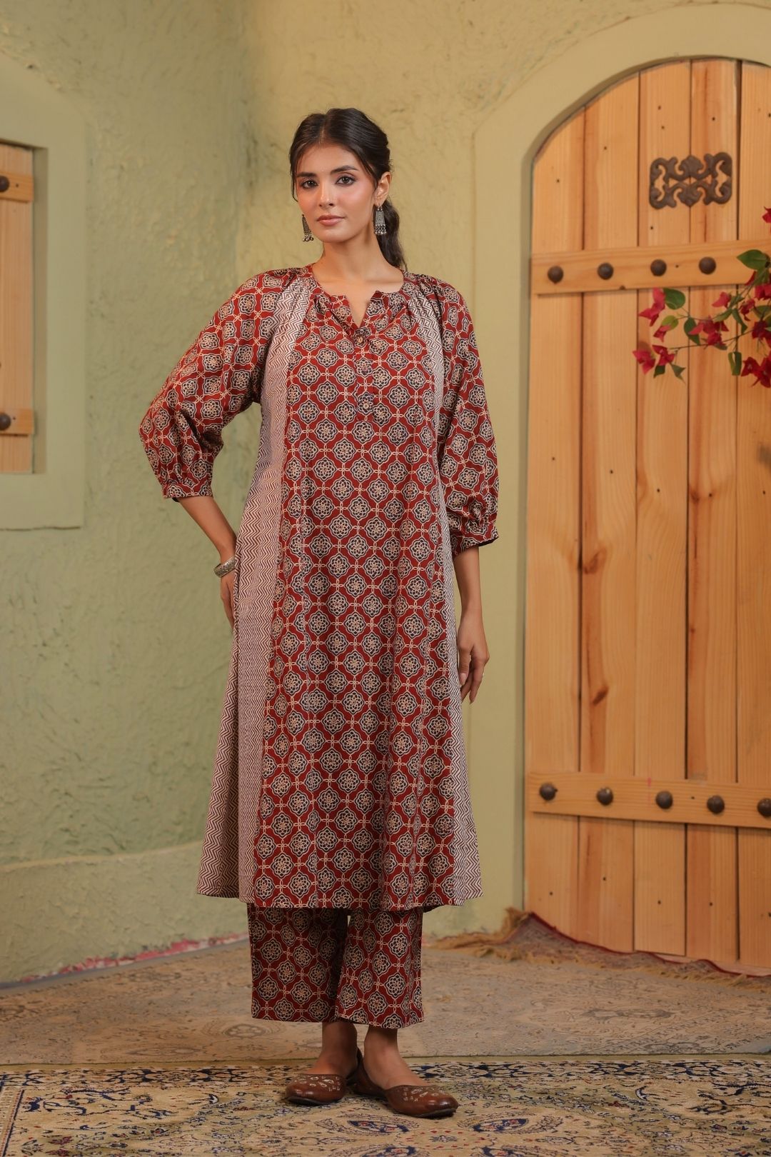 Kurta Set in Cotton for Women