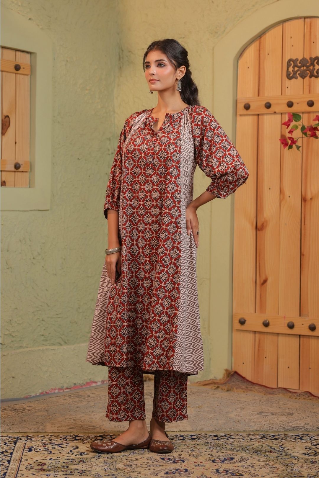 Kurta Set in Cotton for Women