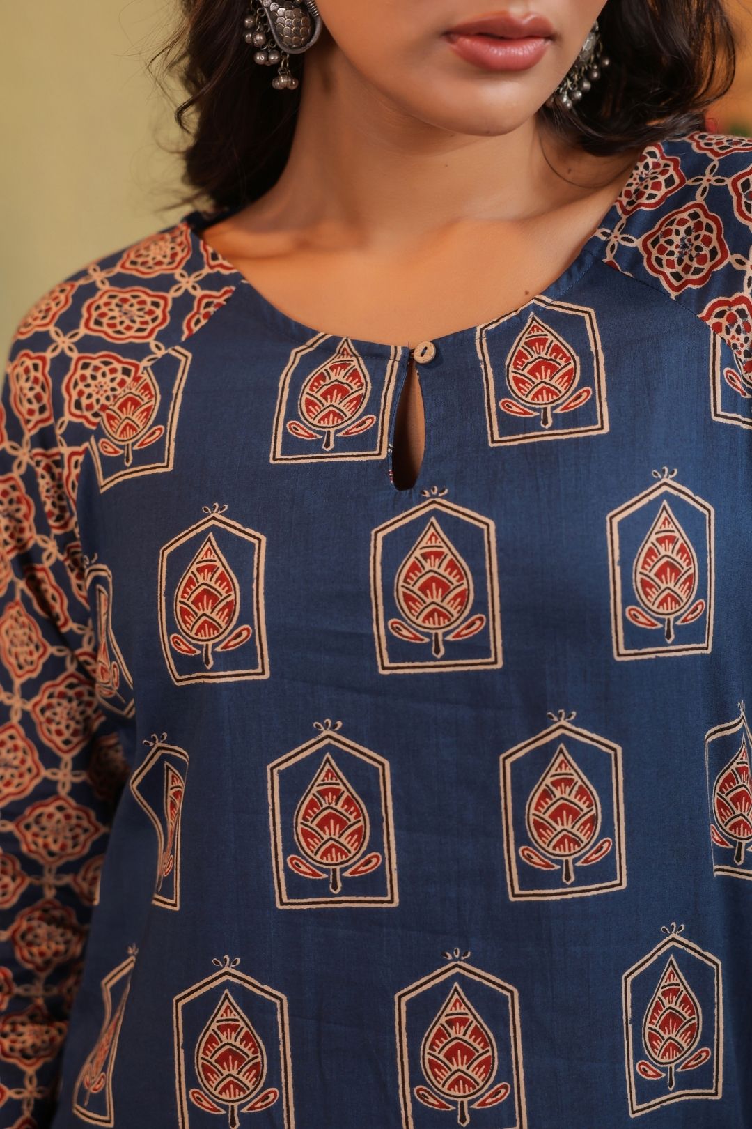 Kurta Set in Cotton for Women