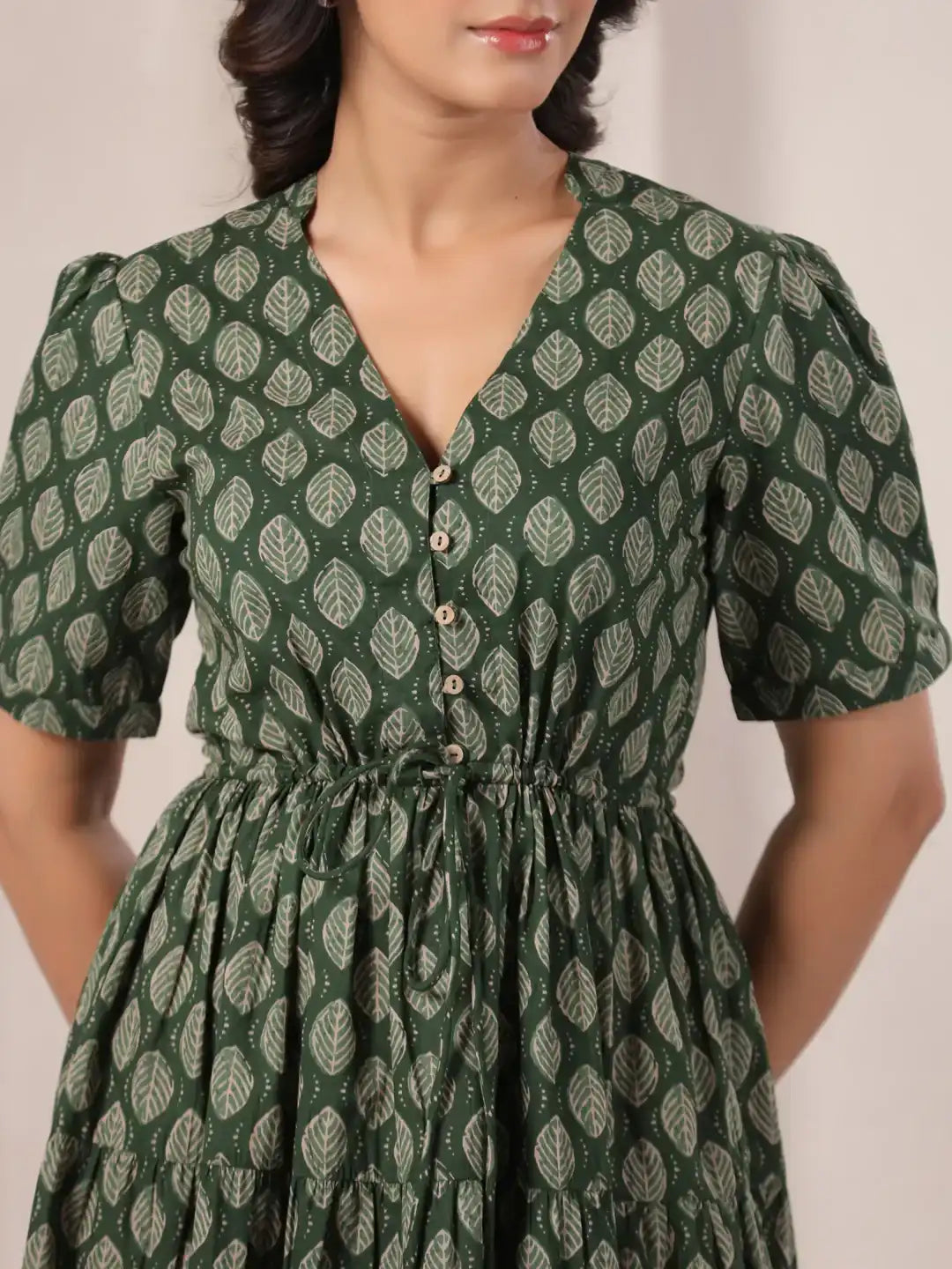 Green leaf print cotton dress with puff sleeves and drawstring waist for women