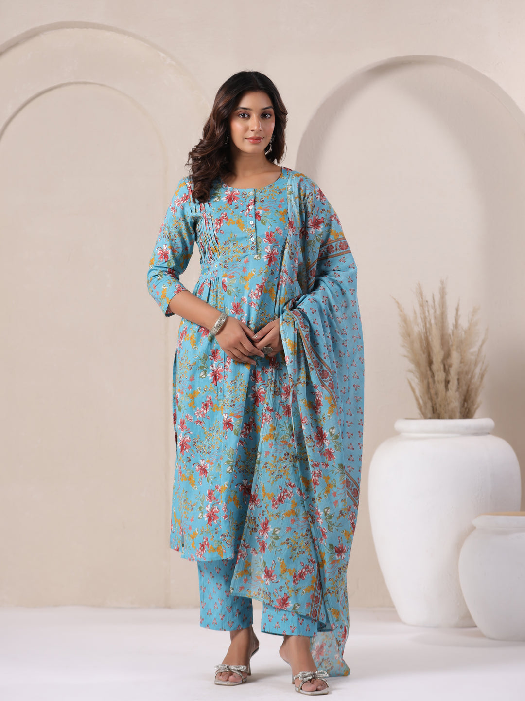 Blue floral cotton kurta set for women, elegant and comfortable for daily wear or celebrations