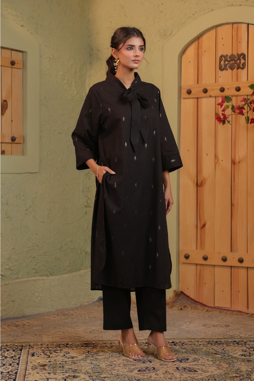 Kurta Set in Cotton Lurex for Women