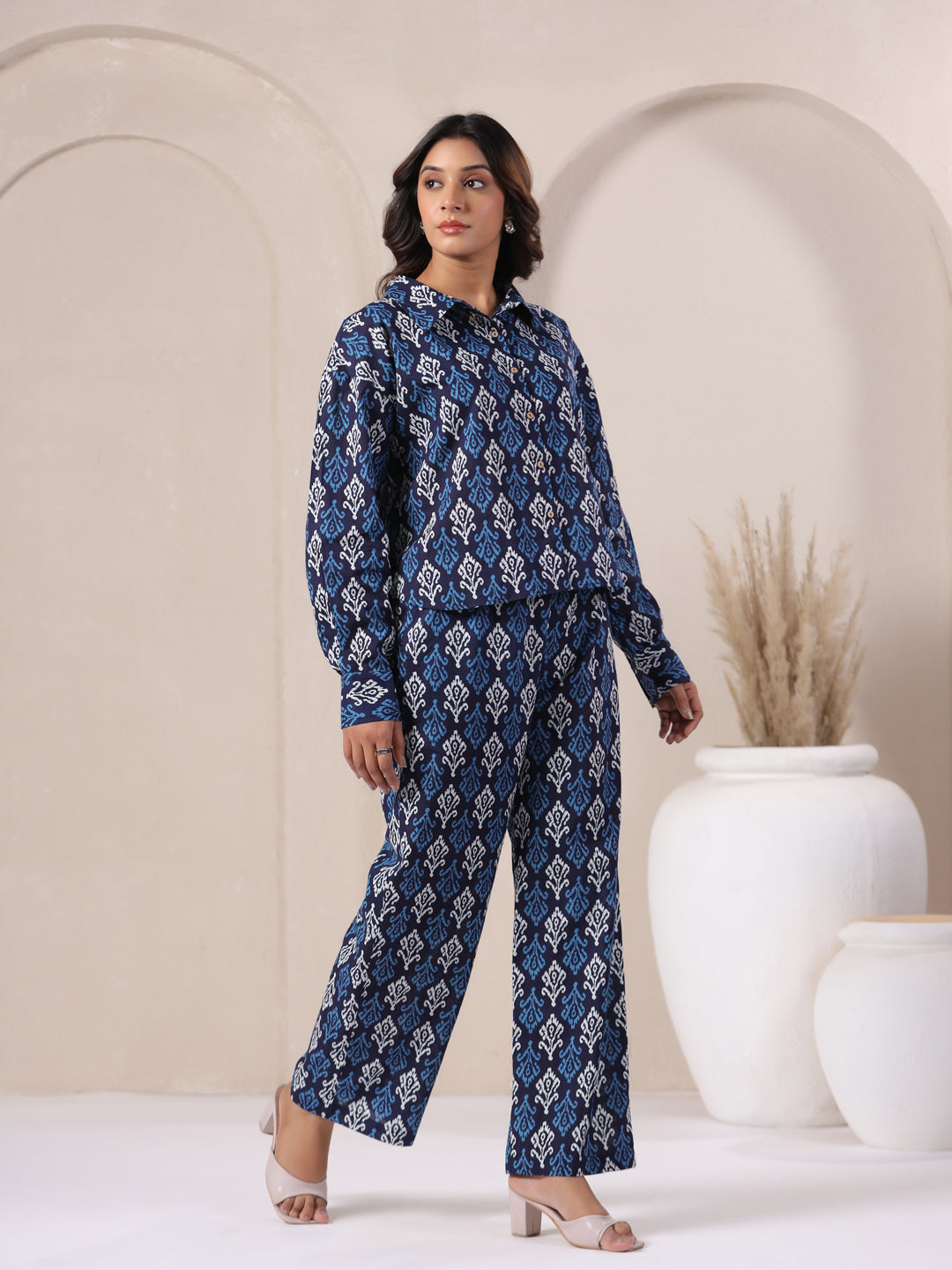 block print co ord set side pose indigo blue cotton coord set women relaxed fit