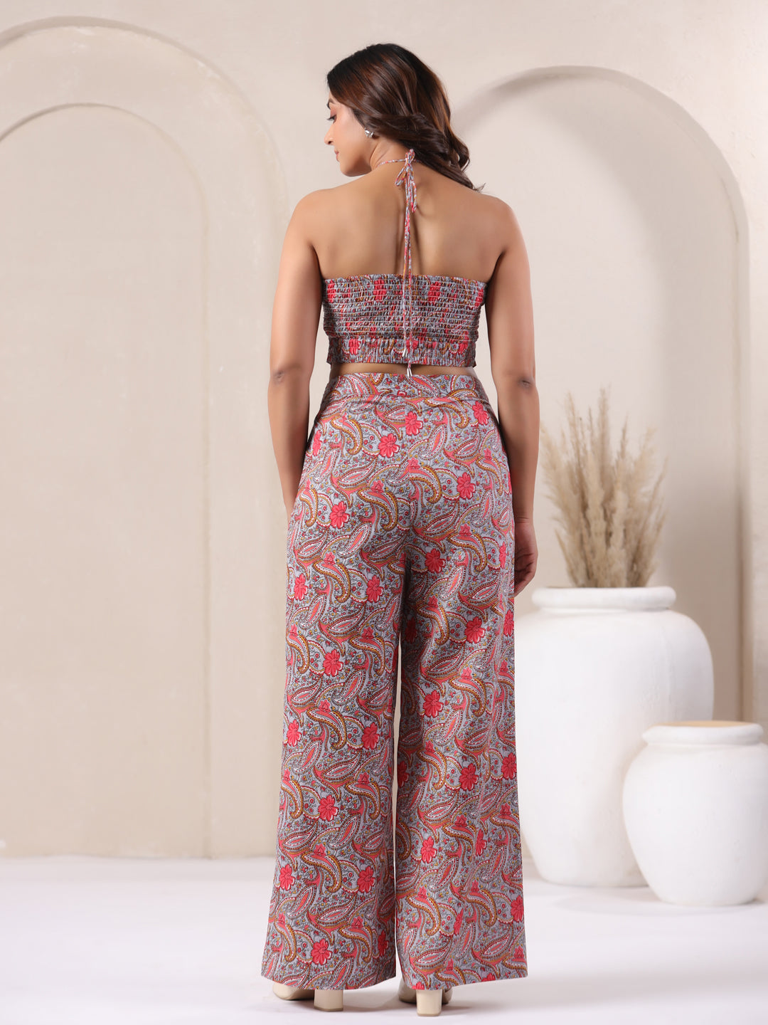 blue pink paisley cotton co ord set for women back view sleeveless summer outfit