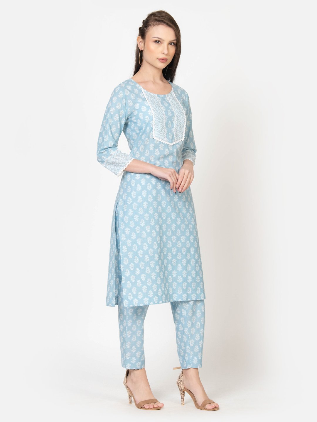 WOMEN'S ICE BLUE STRAIGHT KURTA WITH PANT SET
