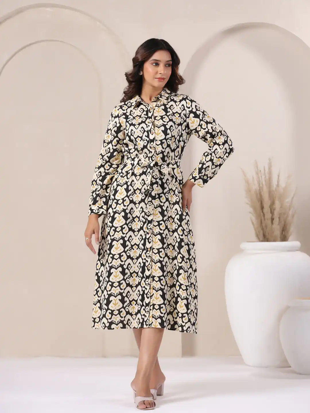 Elegant black and white printed cotton kurta for women, perfect for daily wear or celebrations