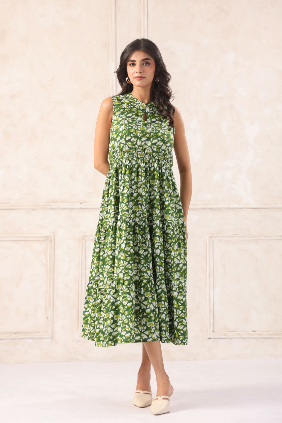 Greenbatikmididressfrontlookcottonflaredsleeveless - VyomTara