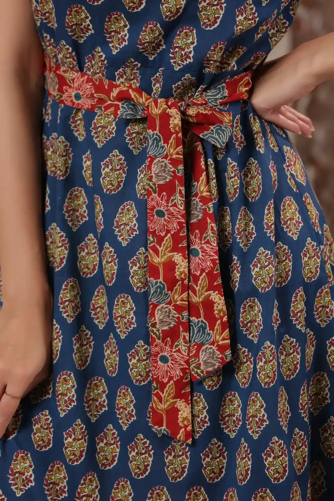 RED_INDIGoFloralmaxidress-fabriccloseupdetai_s - VyomTara