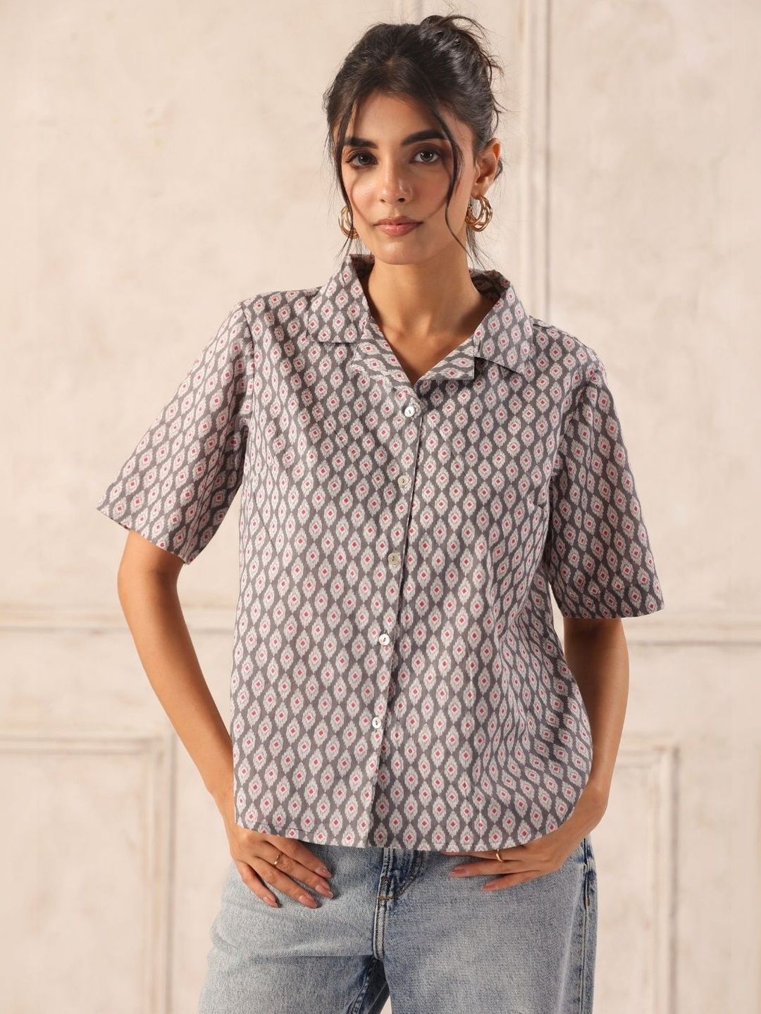 Grey & Pink Ikat Print Cotton Collared Shirt