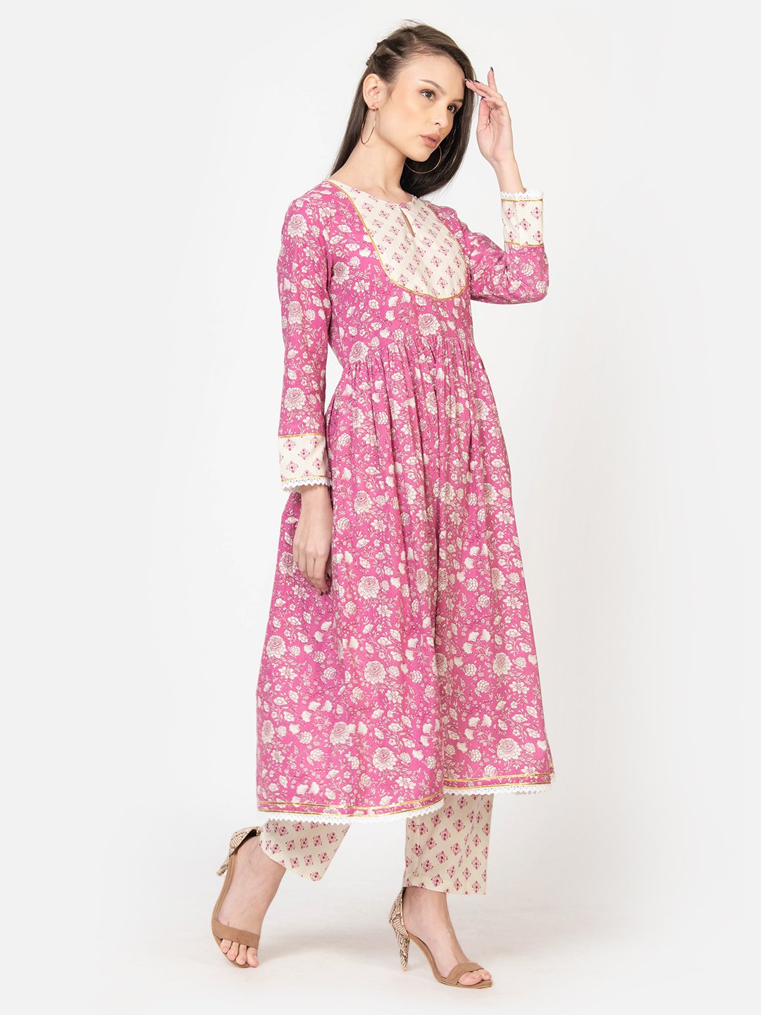 JAAL PRINT PINK & WHITE A-LINE KURTA PANT SET