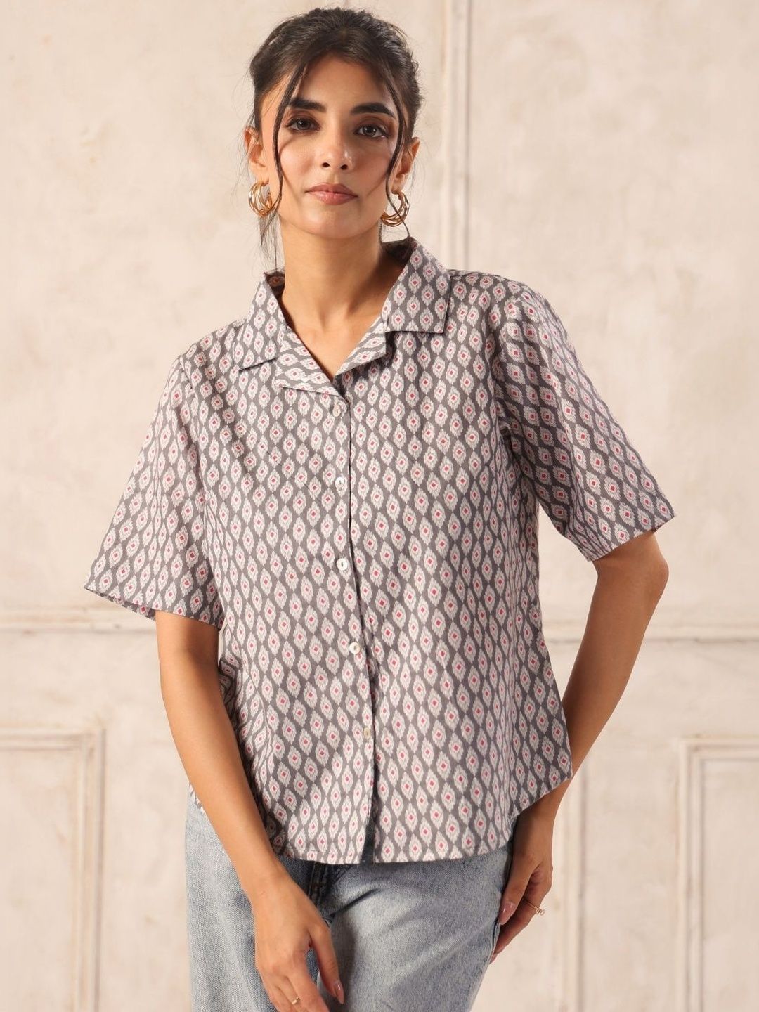 Grey & Pink Ikat Print Cotton Collared Shirt